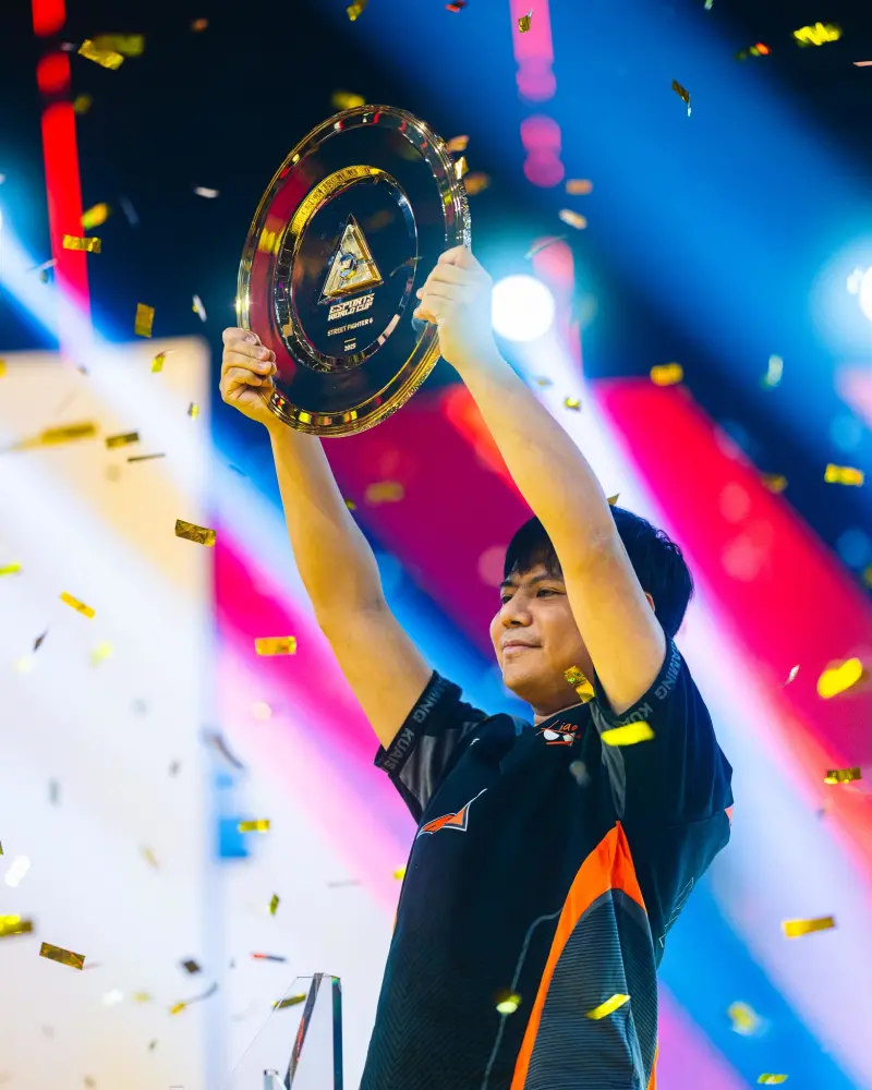 棋牌游戏-因EWC卫冕冠军直邀规则修改，小孩将无缘邀请资格