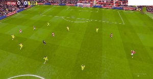 扑克-【英超】姆伯莫、B费破门 曼联2比0热刺